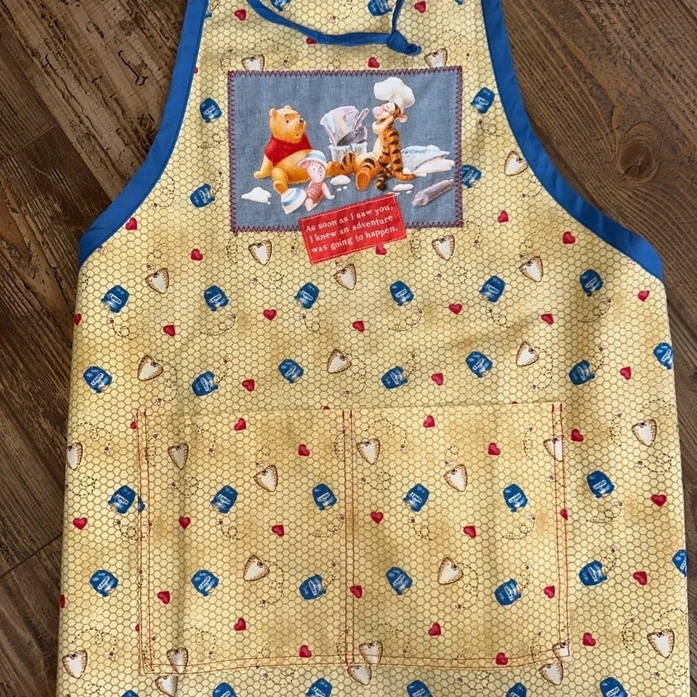 Disney Winnie the Pooh Apron Unisex One Size Yellow Honeycomb Tigger‎ Piglet USA
